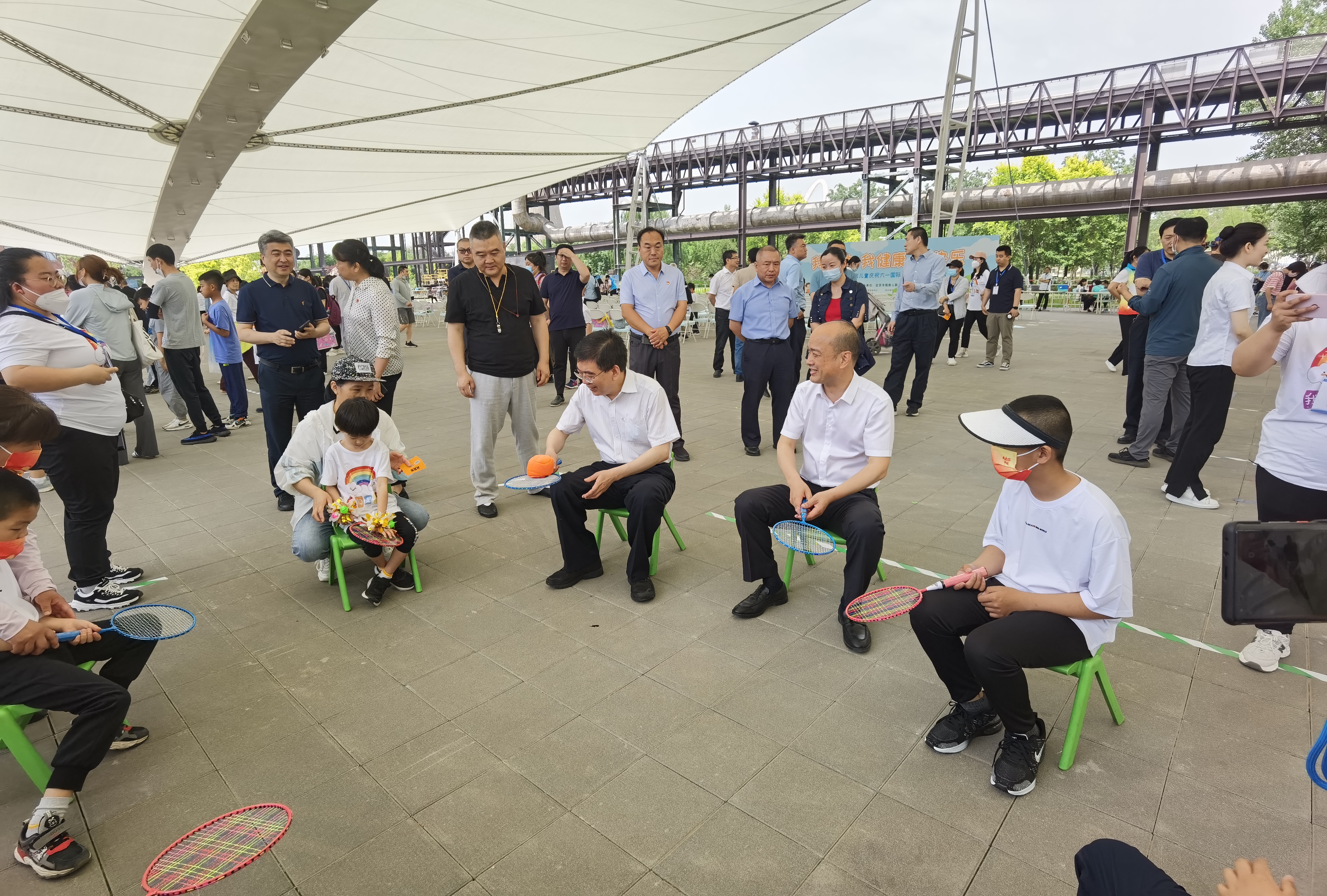 图为会议现场