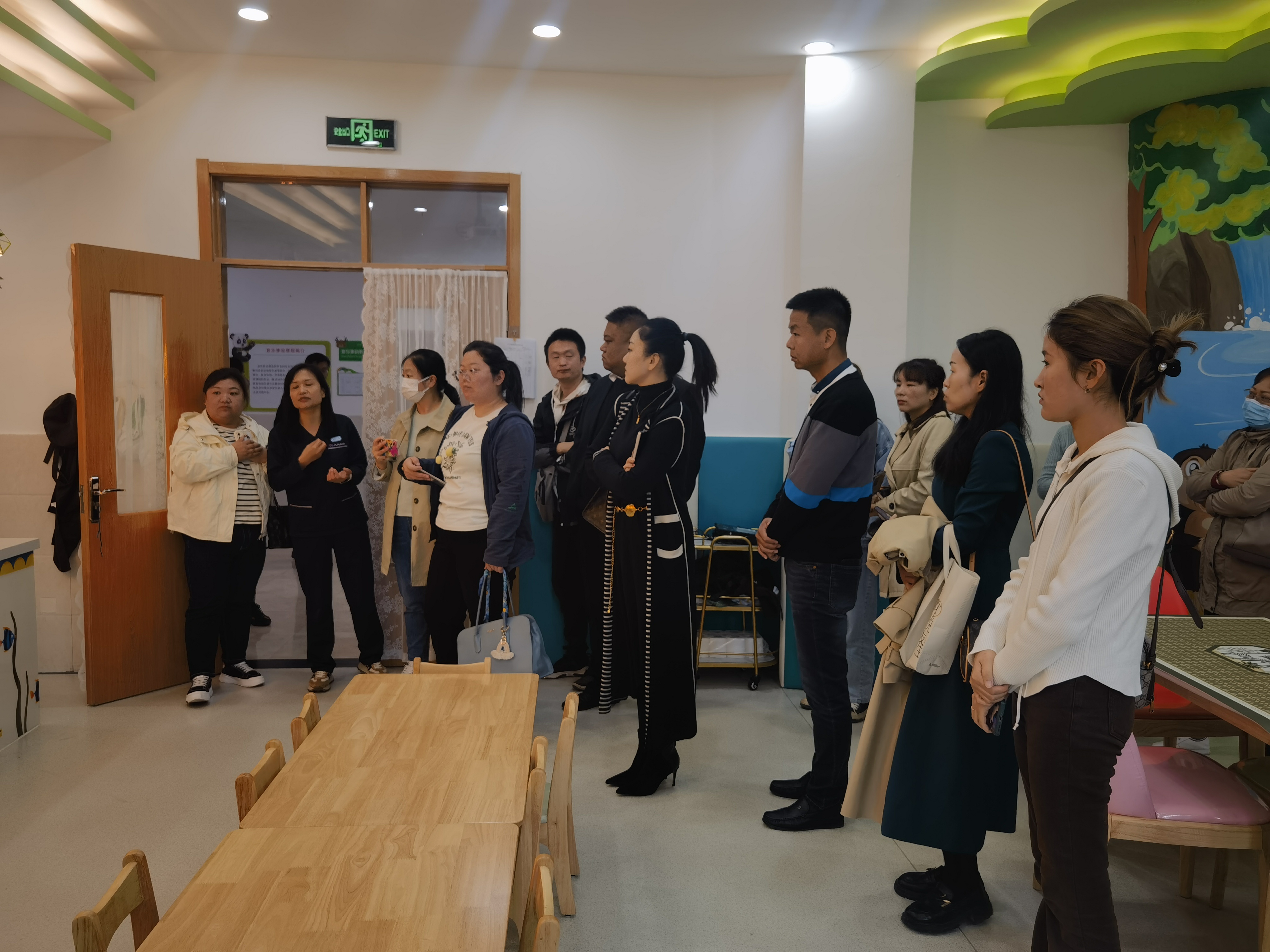 北京市残疾人联合会-康复中心组织全市残疾儿童定点康复机构开展参观交流活动