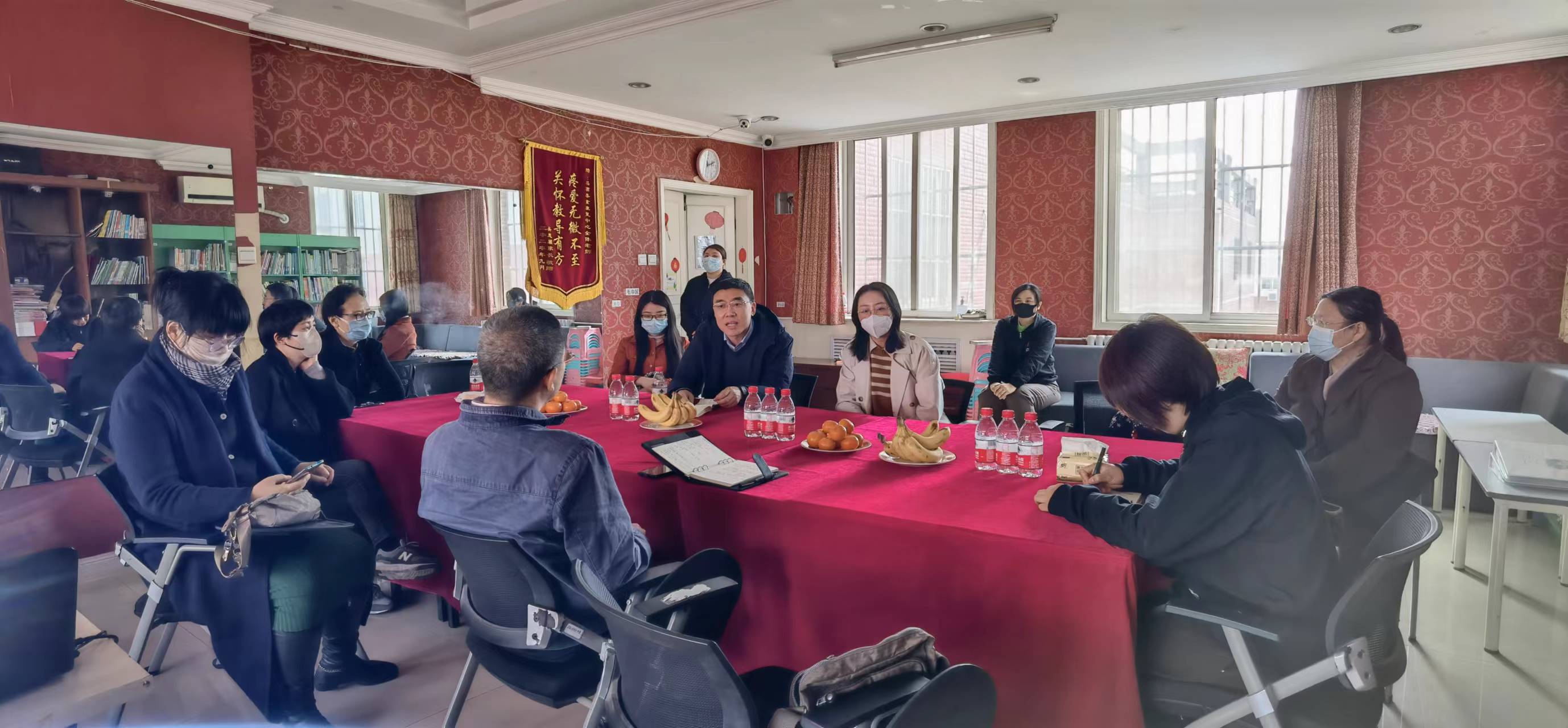 图为会议现场