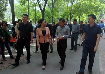 北京市残疾人联合会-致公党北京市委到丰台区开展无障碍环境建设实地调研