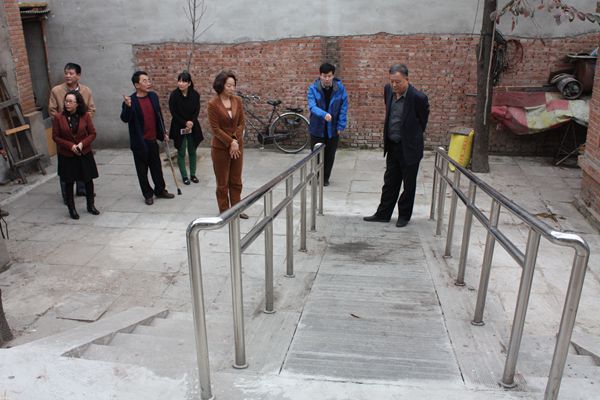 图为检查现场