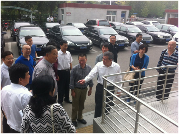 北京市残疾人联合会-国家检查组到海淀区检查“无障碍环境建设区县”创建工作