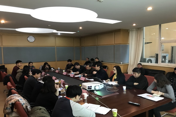 北京市残疾人联合会-无障碍促进中心组织召开视力残疾人携带导盲犬乘坐公交车促进会