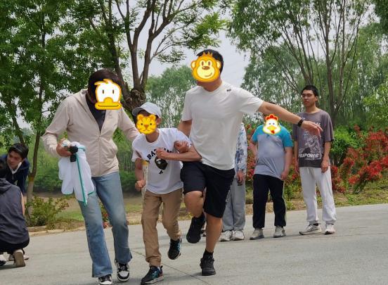 图为会议现场