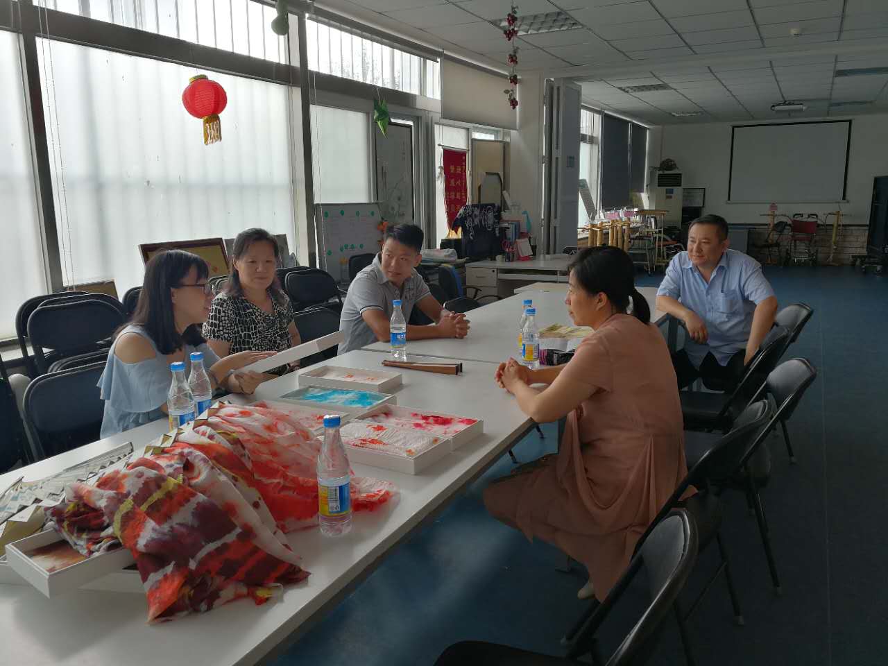 北京市残疾人联合会-市残联到东城区征集北京文博会职康站参展作品