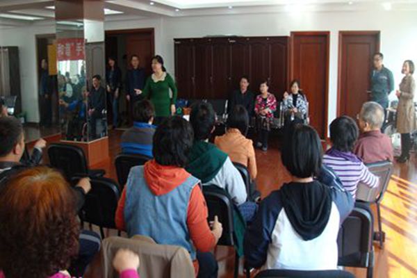 北京市残疾人联合会-东城区残联开展无障碍监督员业务培训暨手语沙龙活动