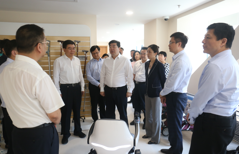 图为会议现场