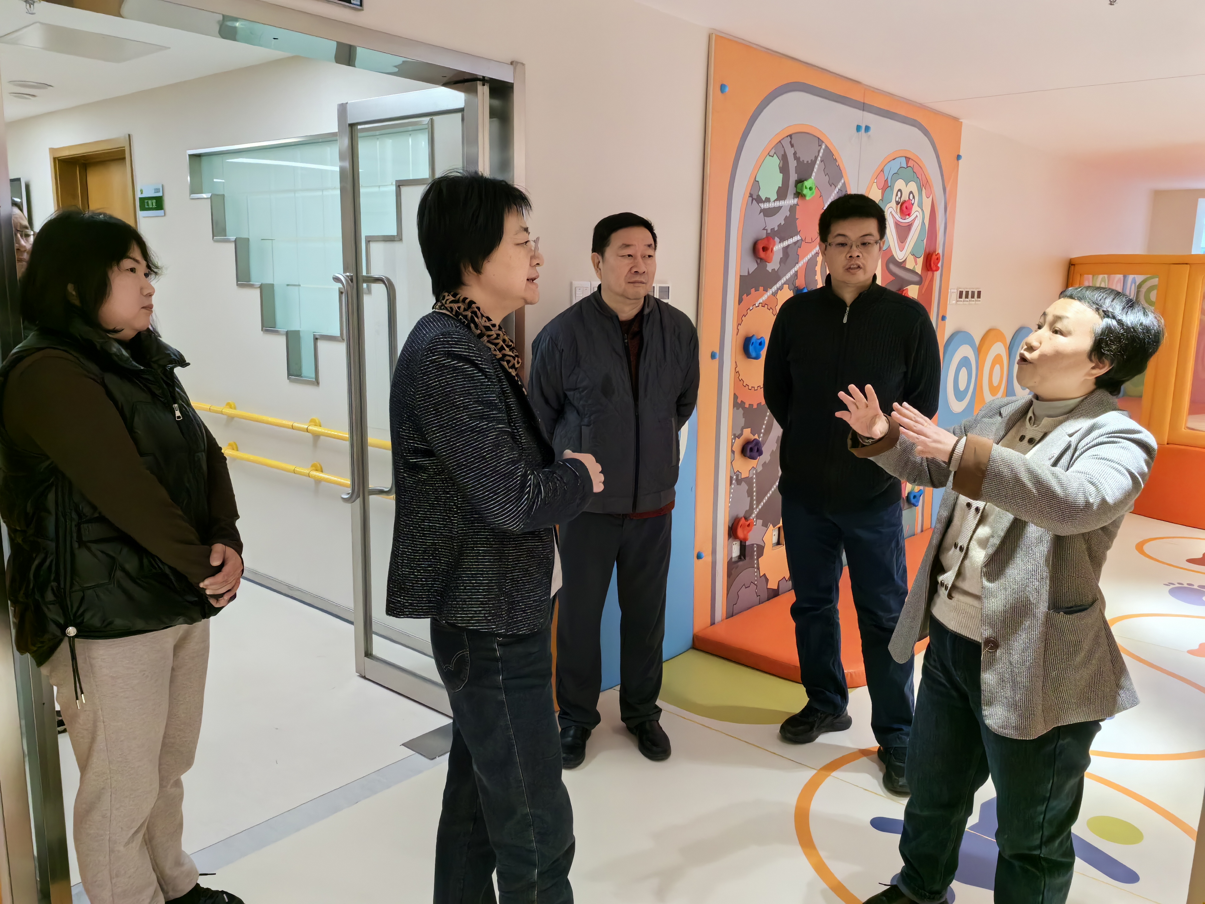 图为活动现场 