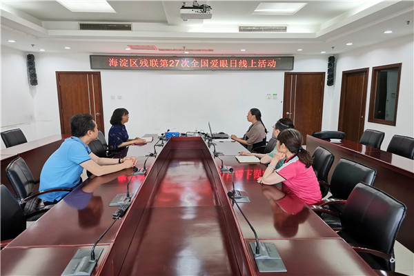图为活动现场