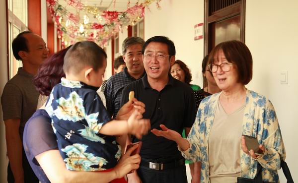 北京市残疾人联合会-丰台区“六一”节走访慰问残疾儿童