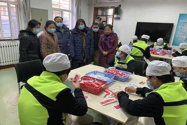 图为检查现场