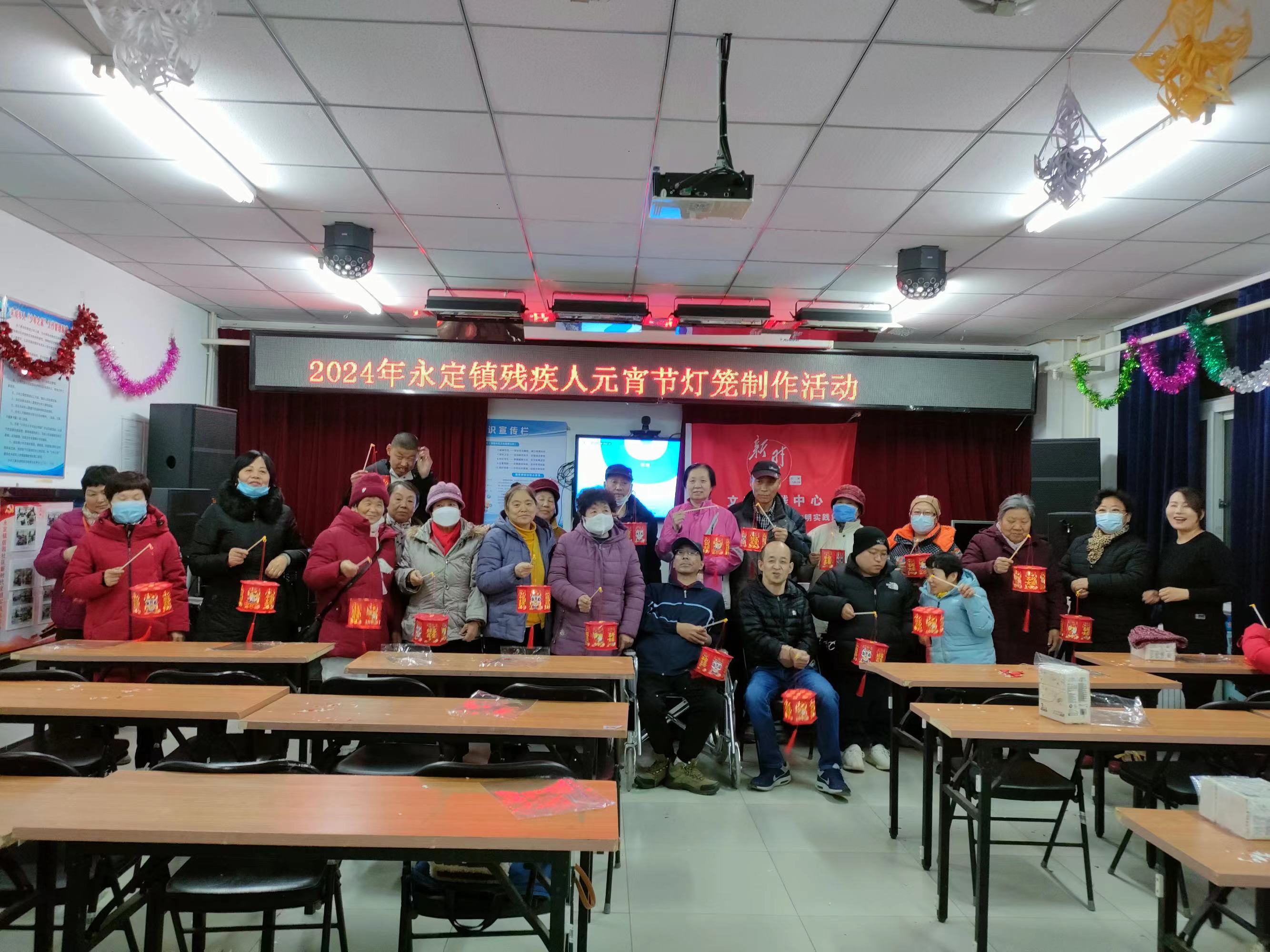 图为活动现场 