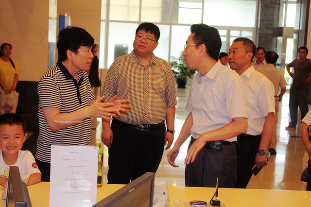 北京市残疾人联合会-市地税局领导到房山区调研残疾人就业保障金审核征缴工作