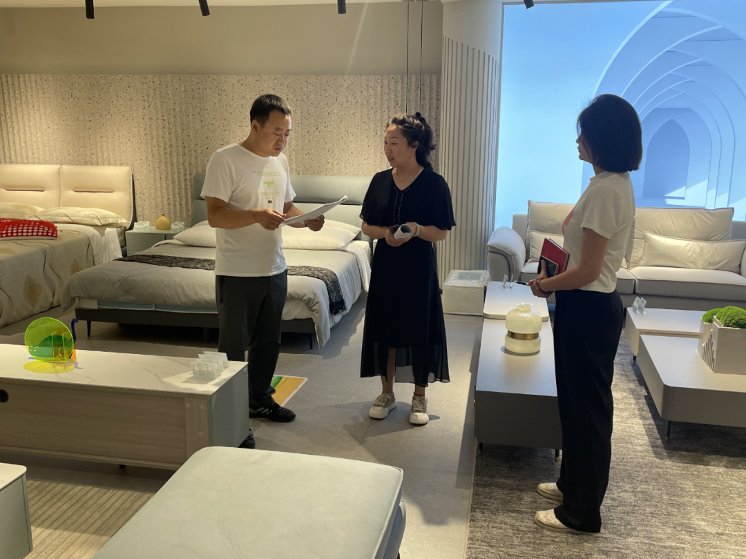 图为会议现场