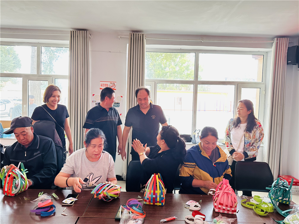 图为会议现场