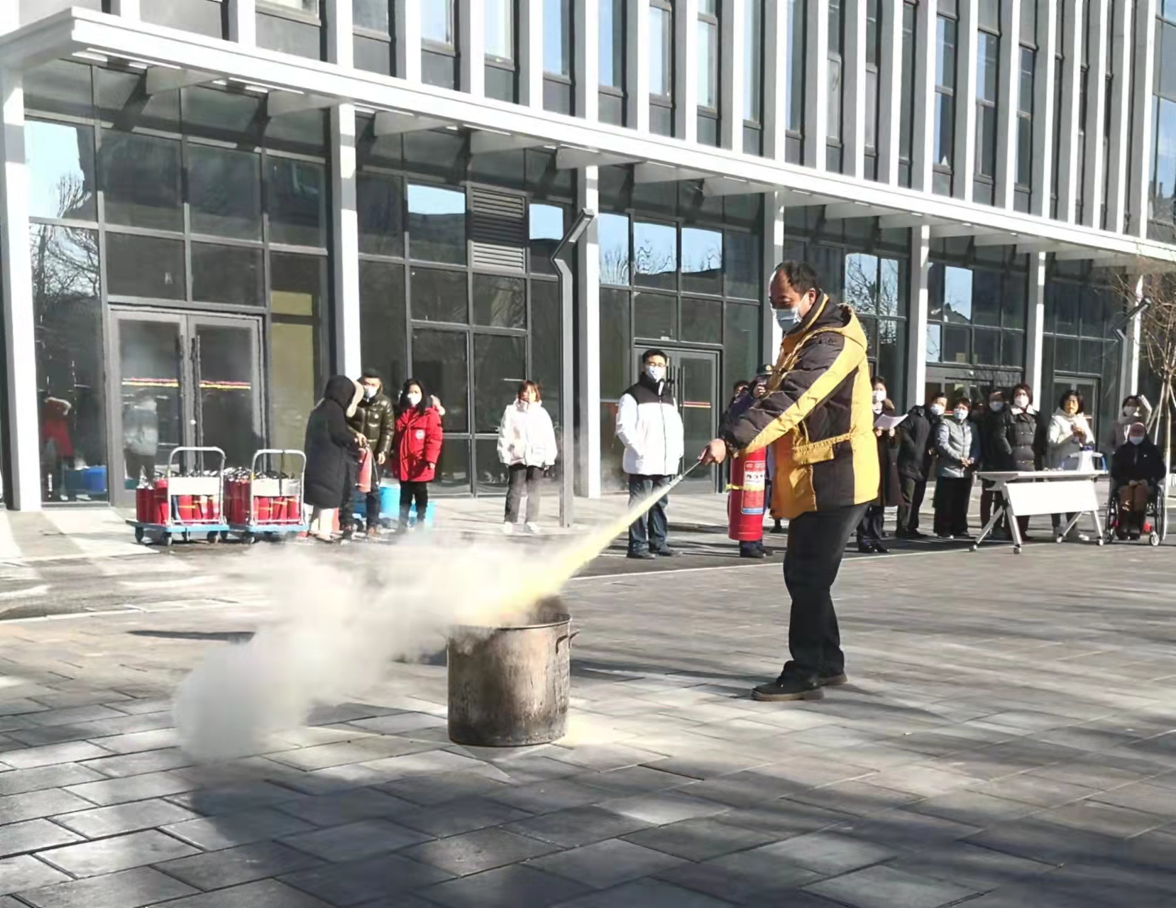 图为会议现场