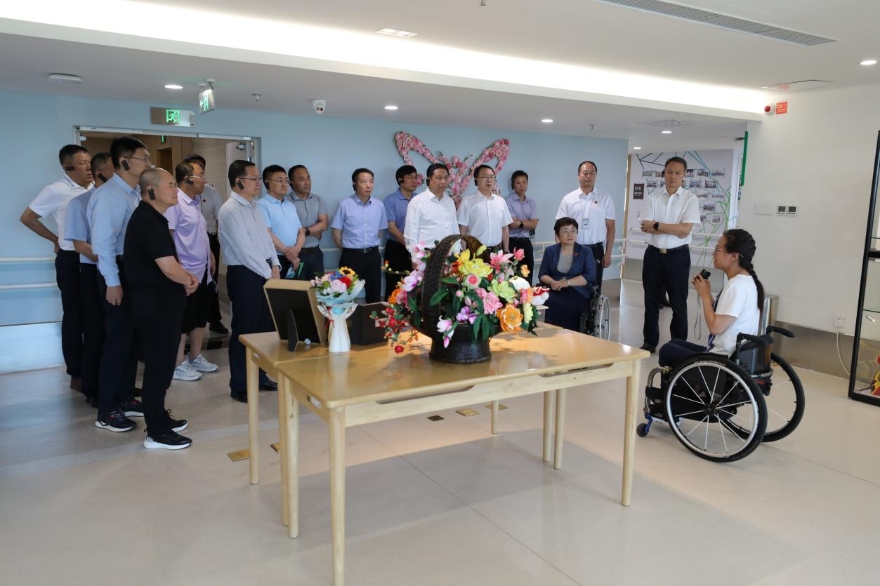 北京市残疾人联合会-全国省级残联主要负责同志到北京市残疾人服务示范中心调研
