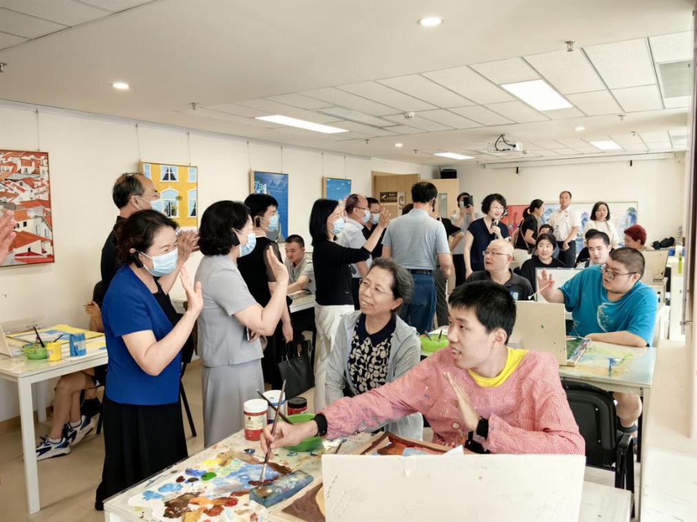 北京市残疾人联合会-全国省级残联主要负责同志到北京市残疾人服务示范中心调研