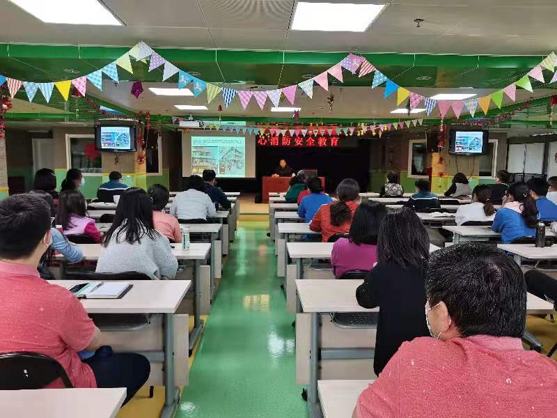 图为消防安全教育现场
