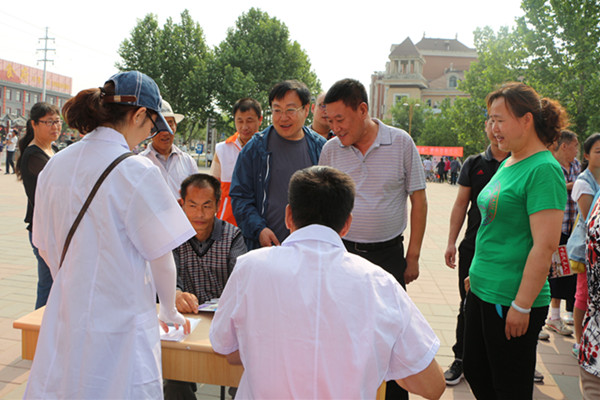 图为活动现场