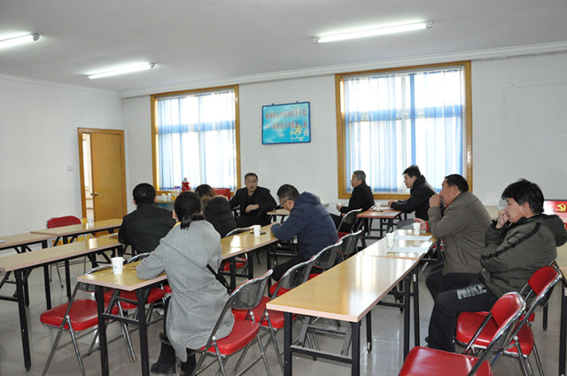 扶贫基地工作推进会现场