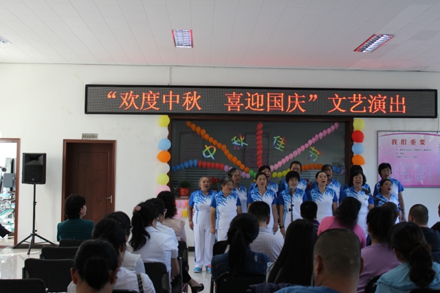 图为活动现场