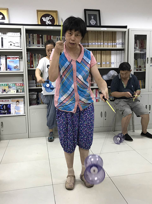 “抖空竹”项目